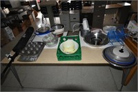 Misc. Kitchenware Lot