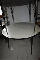 2- Round Tables