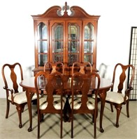 (8) Pc. Dixie Queen Anne Dining Room Suite