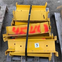 #4549   Pallet Of Yellow Safety Guards For Shelves