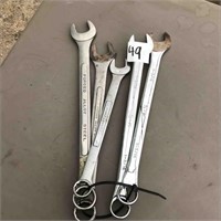 Assorted Wrenches Size 1 Inch To 1 5/16