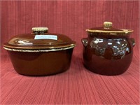 2 Hull Ware pottery items