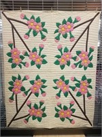 Kit quilt hand crafted dog wood blossom 57” x74”