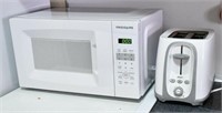 Frigidaire microwave, Oster toaster