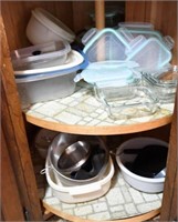 contents of lower kitchen cupboard cabinets