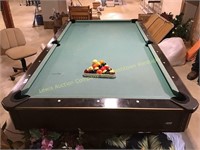 Pool table w/ balls, rack.unknown manufacturer