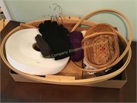 Box lot of crafting items, yarn, loops & more