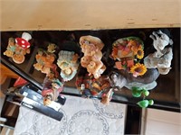 Lot of collectible figurines