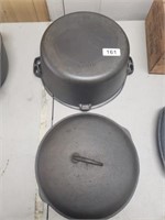 #10 12 5/8  CAST IRON DUTCH OVEN MADE IN USA