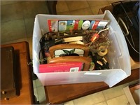 Plastic drawer w/ key holders, scissors & letter