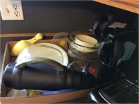 Kitchen utensils, thermos & cooking dishes