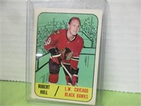 1967-68 TOPPS CARD ROBERT HULL