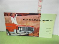 1962 OLDSMOBILE CAR DEALERSHIP BROCHURE