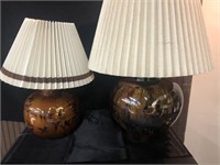 2 decorative table lamps with silver leaves