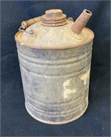 Small 1 Gallon Galvanized Oil Can