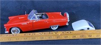 1:16 1956 Ford Thunderbird Diecast Car with Top