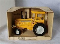 Minneapolis-Moline Tractor - 1:16 Scale