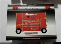 Snap On Tool Wagon - 1:8 Scale