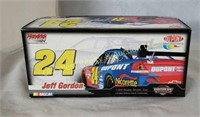 2007 Jeff Gordon Stock Car - 1:24 Scale