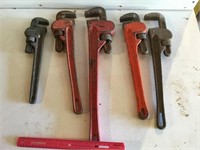 Pipe wrenches & large pipe cutters