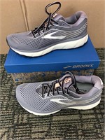 Used- Condition 9.5- Womens Brooks Size 10