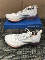 Used- Condition 9- Womens Brooks Size 9.5