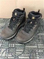 Columbia- Used- Condition 9.5- Mens Size  10.5