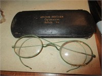 Archie Smither Optometrist ,Sulfolk, Va. Wire