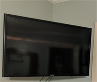 32 Inch Samsung Flat Screen With Remote