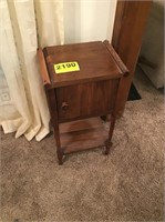 Wood Smoking Table