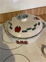 Ceramic Apple Bowl w/ Lid