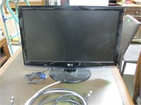 L.G Monitor - 20 inch Screen