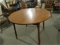 Maple Table - 43" diameter
