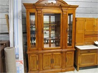Beautiful 2 Pc Wooden Hutch & China Cabinet