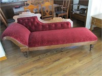 Antique Recaimer ( Victorian Couch)