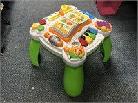 CHILDRENS PLAY TABLE