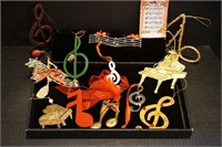 14 Musical themed ornaments