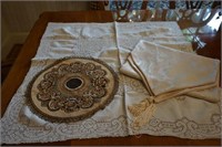 3 pc Table linens