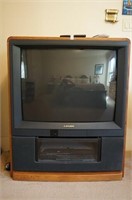 Electronics lot - TV VCR