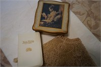 Jewelry Music box, Bible, Lace collar