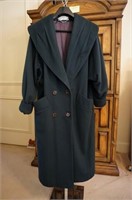 Ladies coat, Andrea Size 8