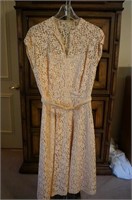 Vintage dress, peach with lace