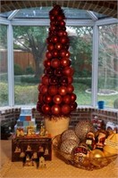 Holiday décor, large centerpiece tree, wire basket