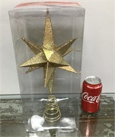 Gold tree topper 14"