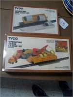 2 TYCO TRAIN ACCESSORIES