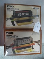 2 TYCO TRAIN ACCESSORIES