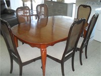7PC DINING SET WITH LEAF-SCRATCHED
