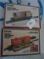 2 TYCO TRAIN ACCESSORIES