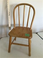vintage child wood chair