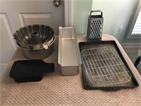 Assorted Kitchen Lot